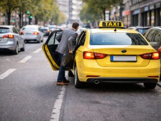 Welche Fahrzeuge dürfen auf Fahrbahnen in zweiter Reihe halten
